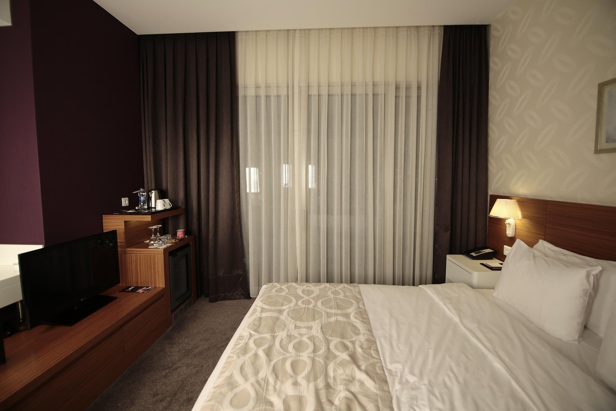 Ramada Plaza By Wyndham Istanbul Asia Airport Kocaeli Eksteriør billede
